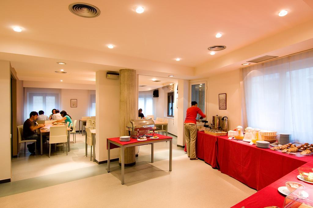 Residencia D'Investigadors Hostel Barcelona Kültér fotó