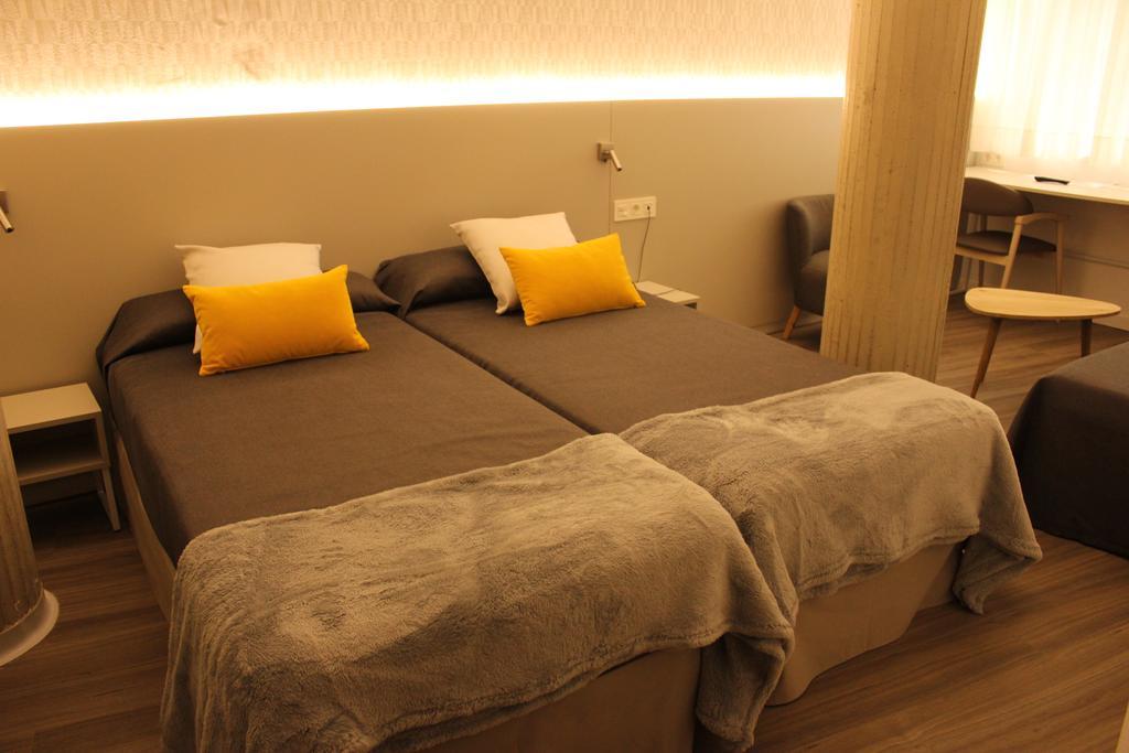 Residencia D'Investigadors Hostel Barcelona Kültér fotó