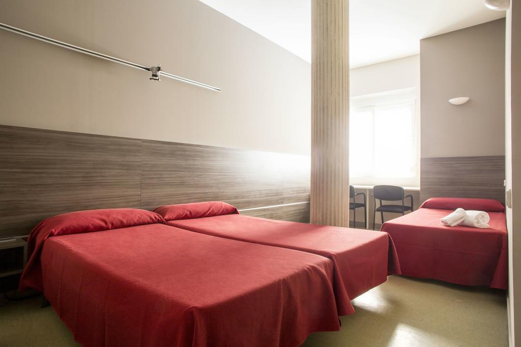 Residencia D'Investigadors Hostel Barcelona Szoba fotó
