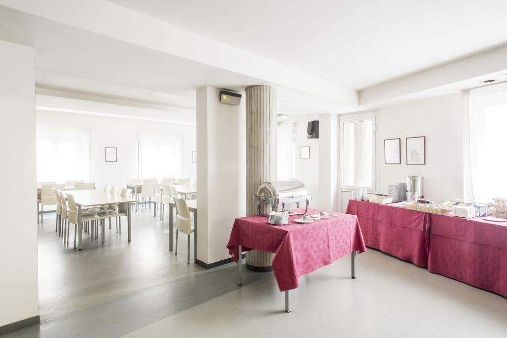 Residencia D'Investigadors Hostel Barcelona Kültér fotó