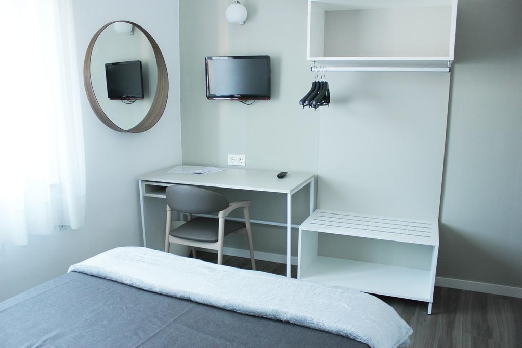 Residencia D'Investigadors Hostel Barcelona Szoba fotó