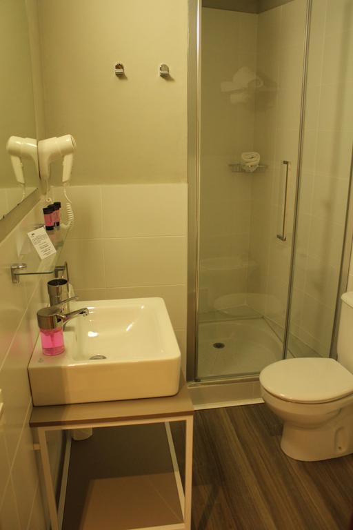 Residencia D'Investigadors Hostel Barcelona Szoba fotó