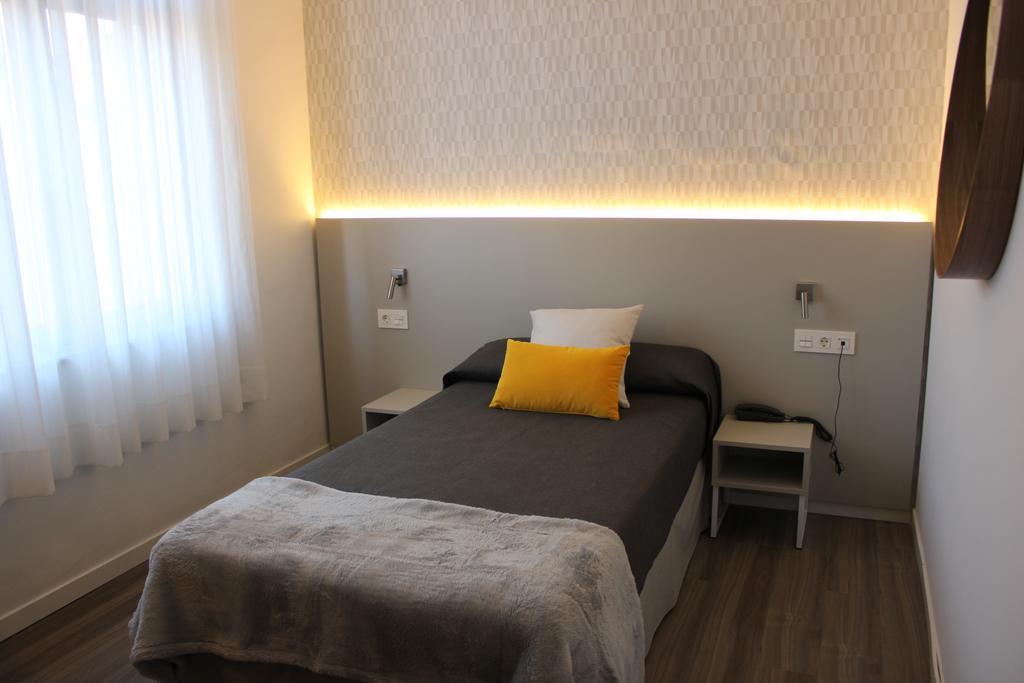 Residencia D'Investigadors Hostel Barcelona Szoba fotó